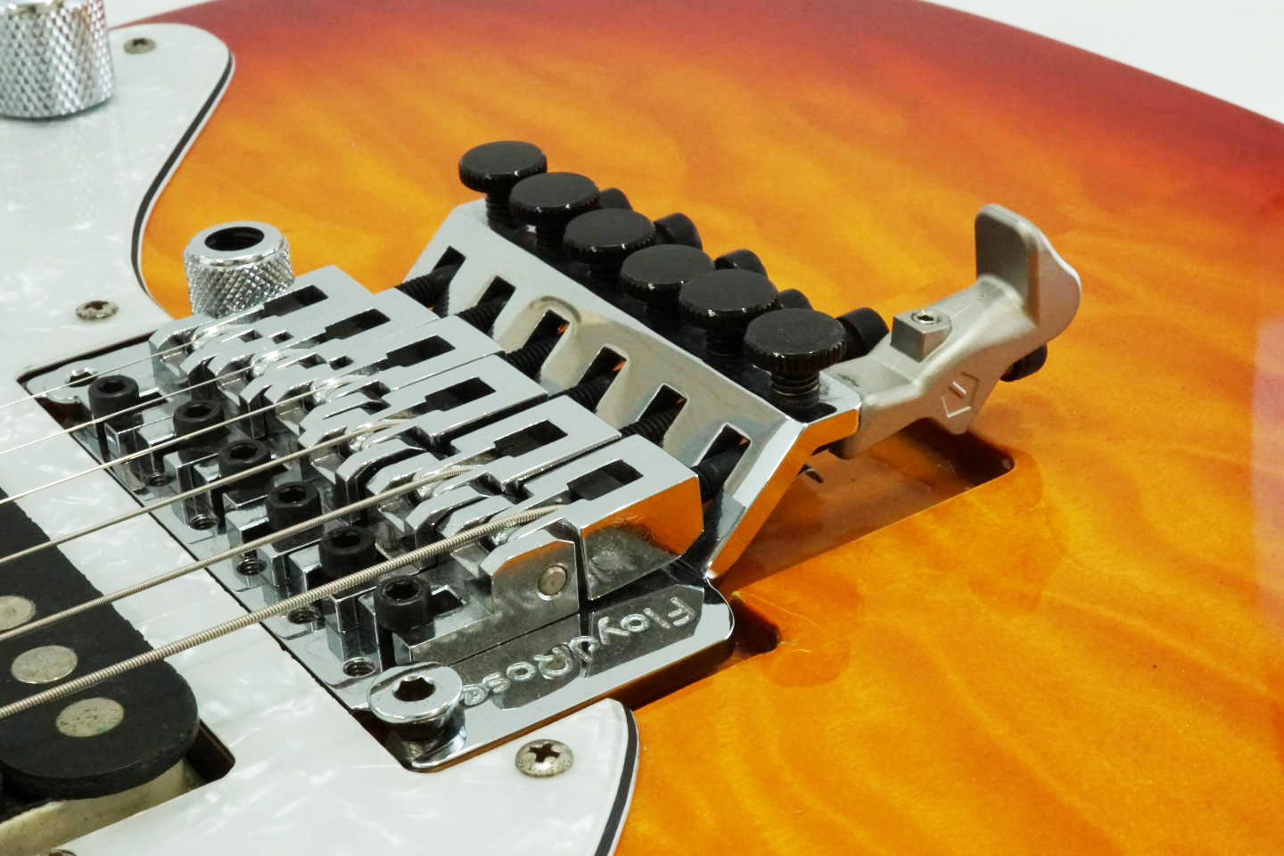 RED BISHOP こだわりのギター、ベースパーツブランド