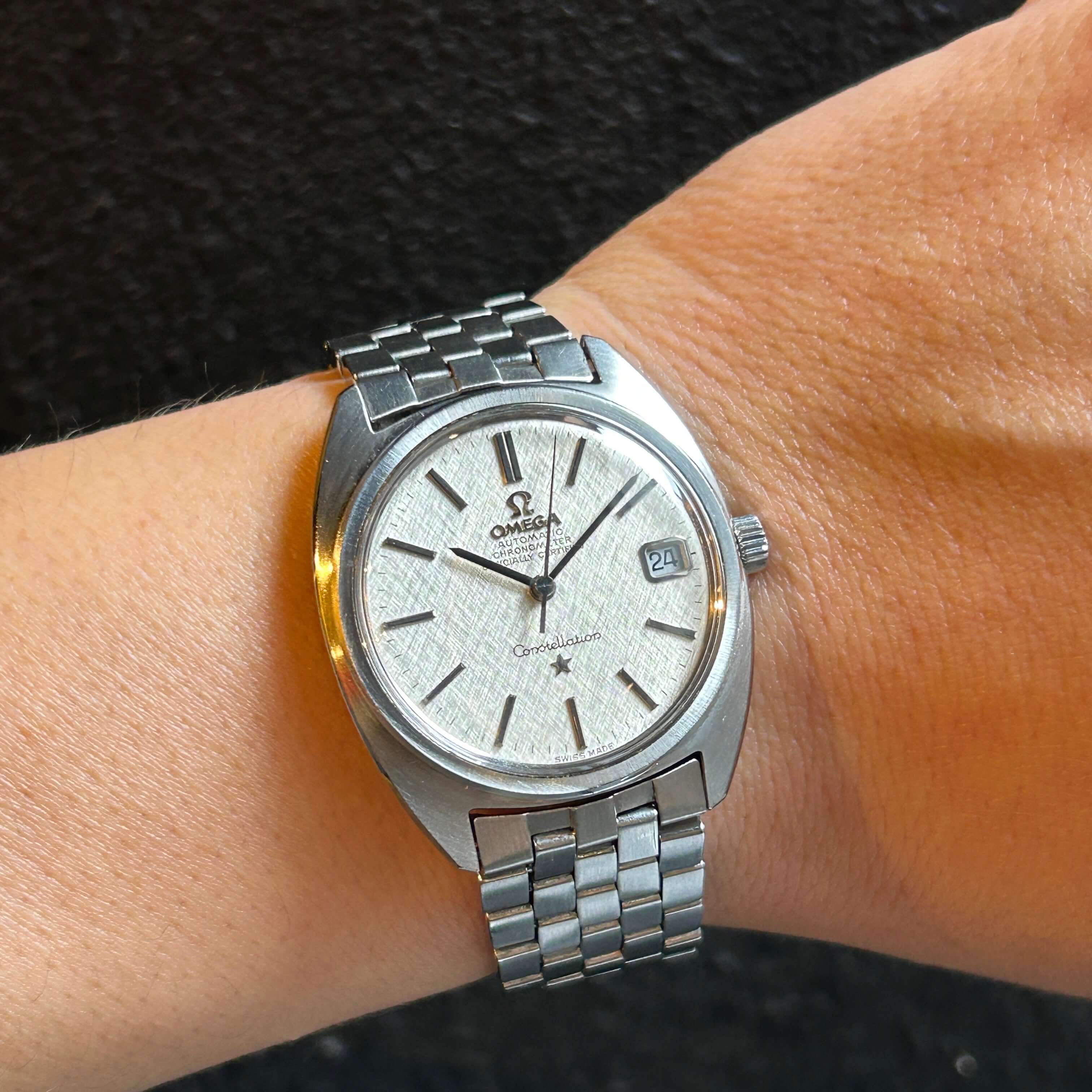 OMEGA】オメガコンステレーション デイト CラインSilverbark dial