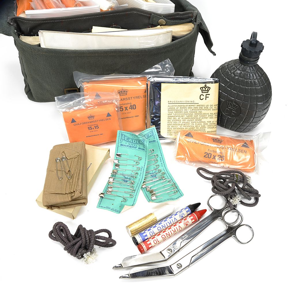 軍放出品 ホスピタルメディカルキット デンマーク軍 | ミリタリー