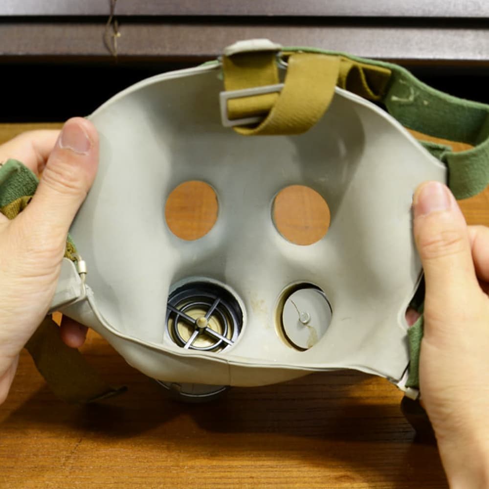 ロシア軍放出品 ガスマスク PDF-D 子供用 専用バッグ付き | ミリタリー