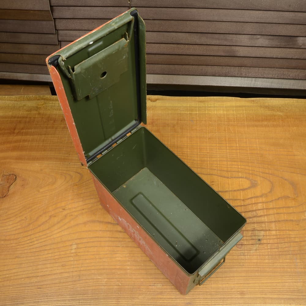 米軍放出品 アモカン M2A1 Cal.50/5.56 弾薬箱 | ミリタリーショップ