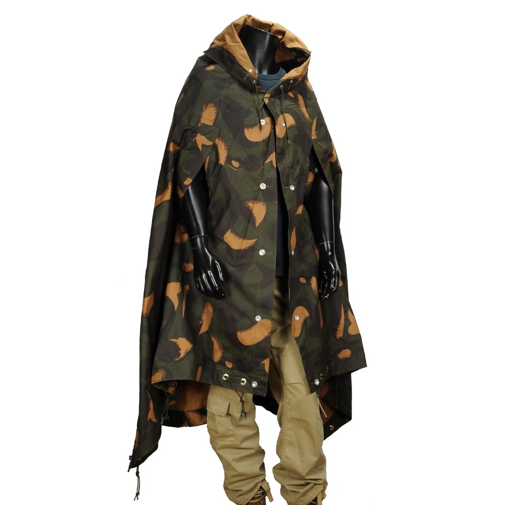 ハンガリー軍放出品 テントシート 軍幕 迷彩柄 五角形 デッドストック