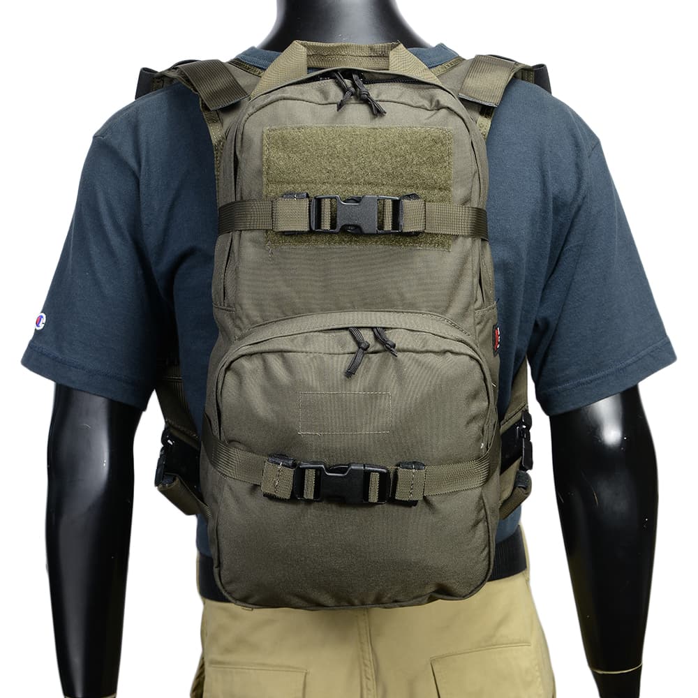 LBT クリックインアサルトパック 2586SF-2 ハイドレーション収納