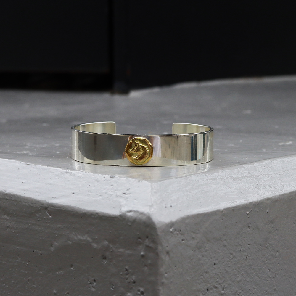 TADY&KING平打ちバングルK18ウルフ ALL ITEM TADY＆KING ONLINE STORE