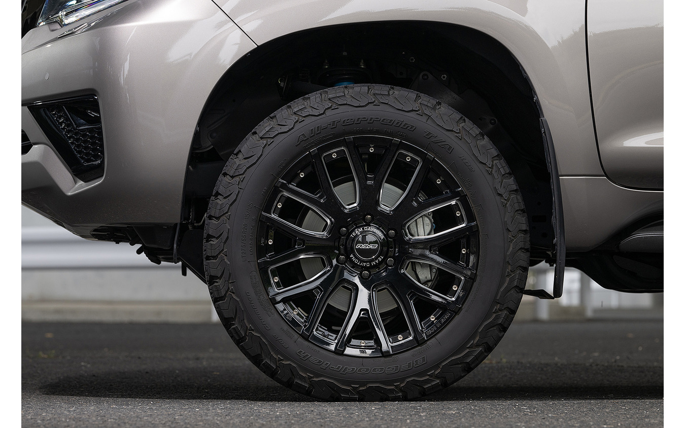 トヨタ ランドクルーザープラド】2022年最新版！ プラドに似合う