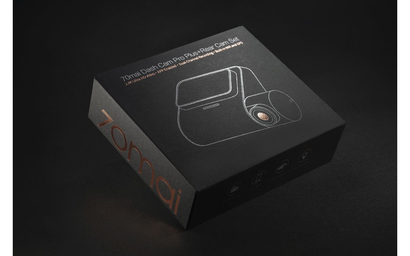 余裕の万切り！？激安ハイスペック最新前後カメラドライブレコーダー