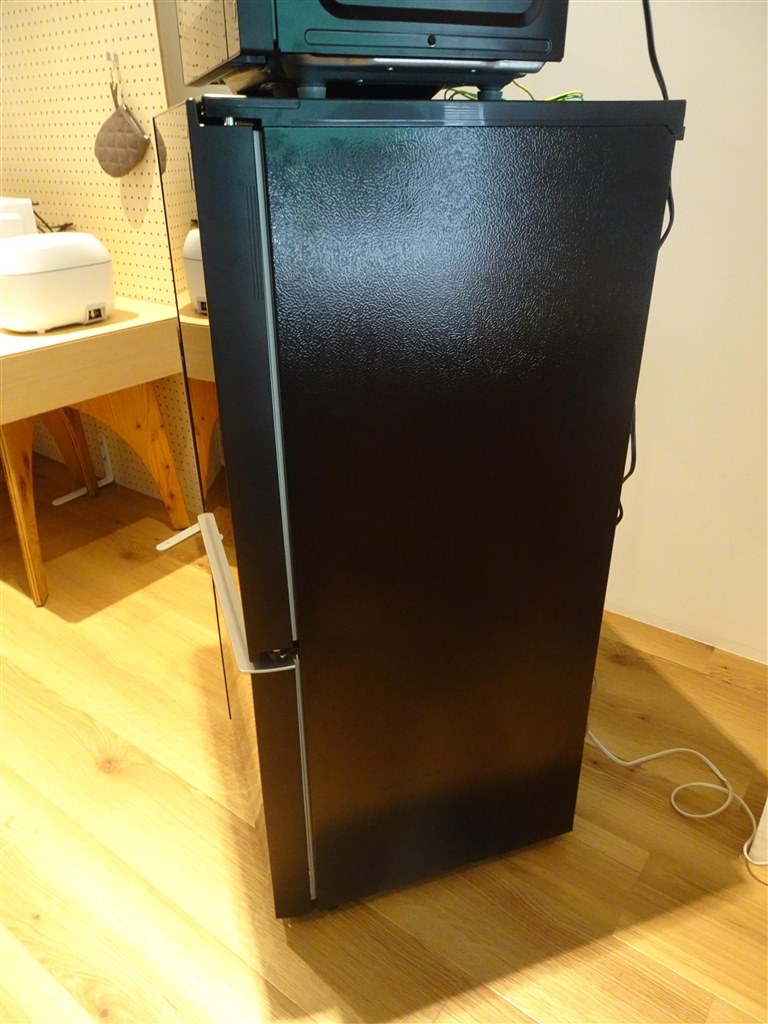 小型でも高級感抜群のシャープのデザイン冷蔵庫』 シャープ SJ-GD14F-B