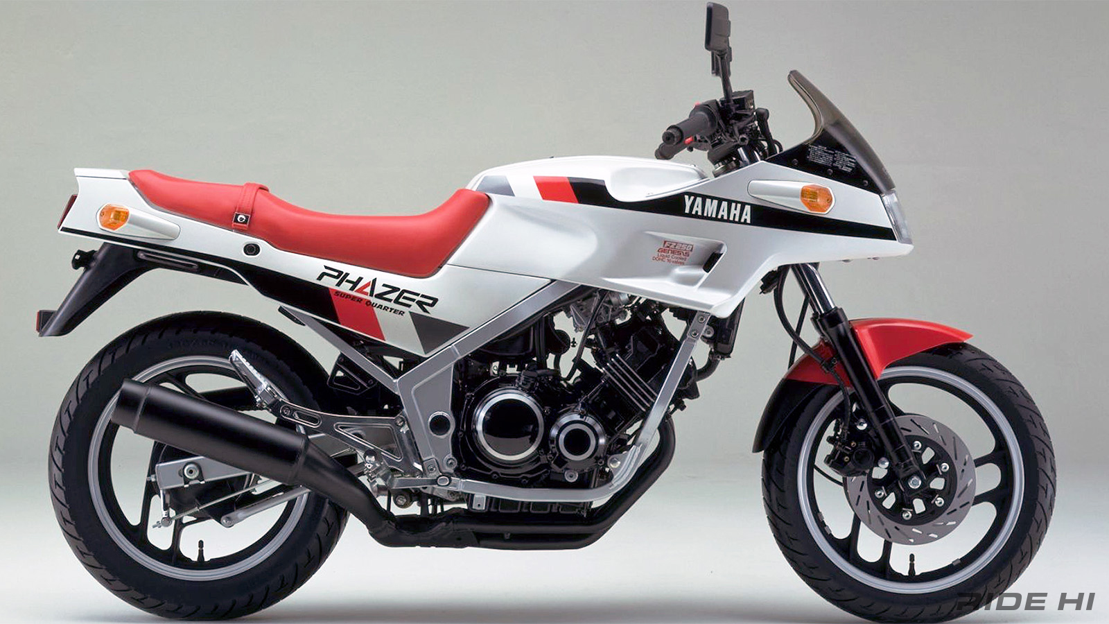 250ではレプリカ先駆け組みだったヤマハFZR250【このバイクに注目