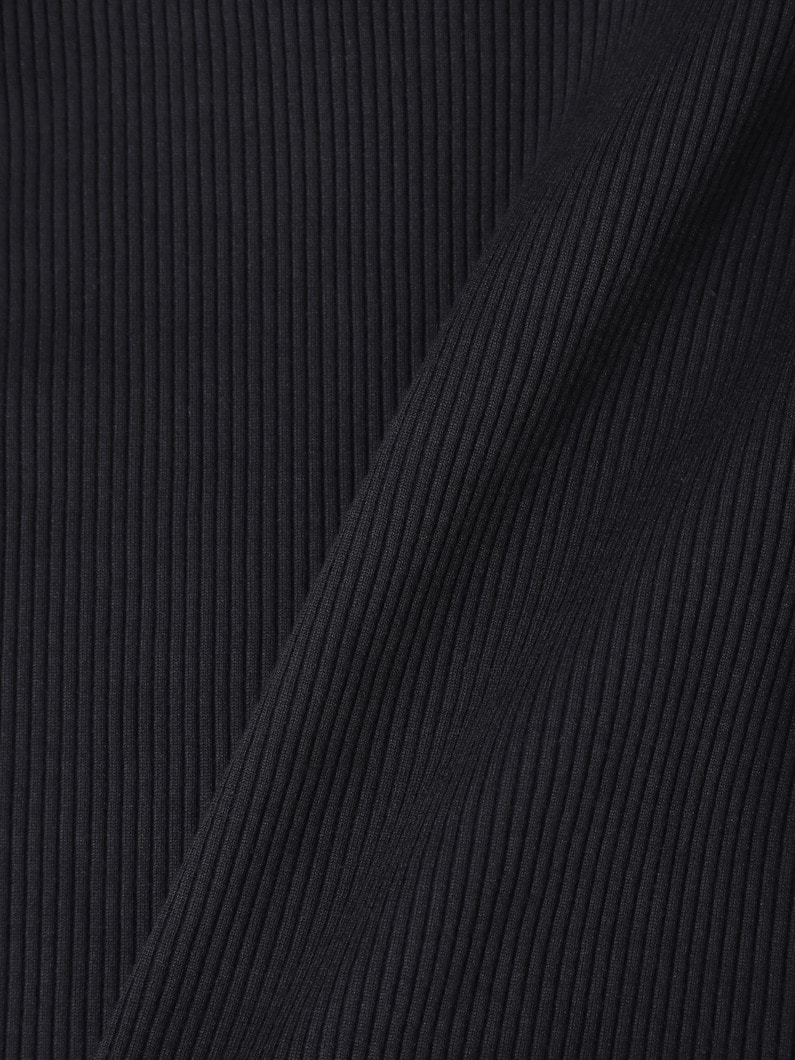 カップイン アメリカンスリーブ タンクトップ（ホワイト/ブラック