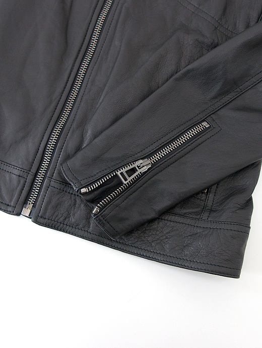 商品詳細ページ | 世界的大富豪たちが愛するモデルです BELSTAFF/ベル