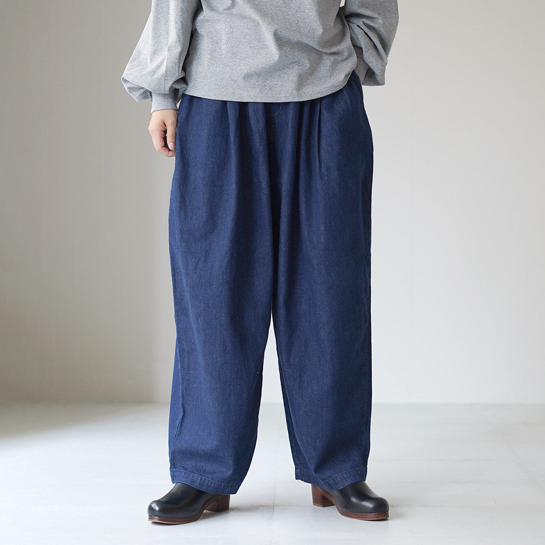 mizuiro ind（ミズイロインド） デニム タック ワイドパンツ