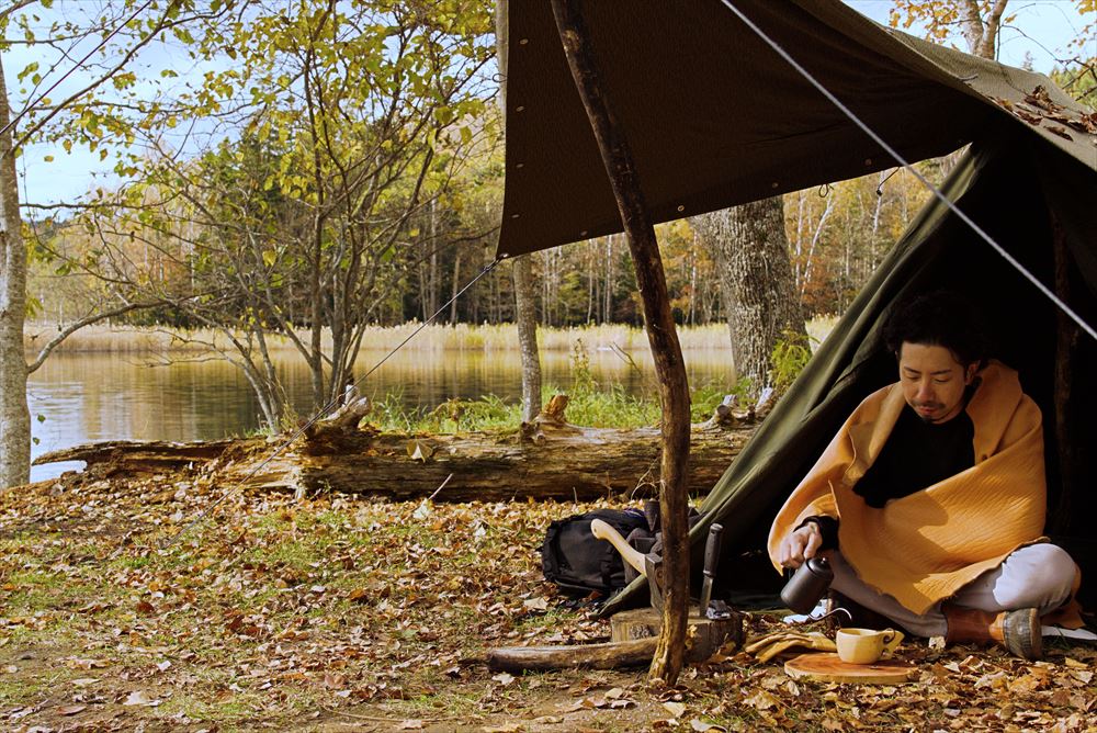 いつものキャンプが極上空間に！天然エゾ鹿革のラグマットが登場