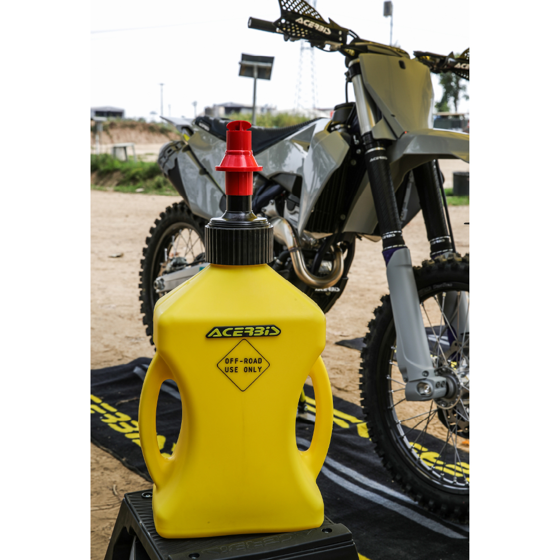 携行タンク　バイク用 Amazon | バイク用 タンクバッグ タンクロック アタッチメント付き