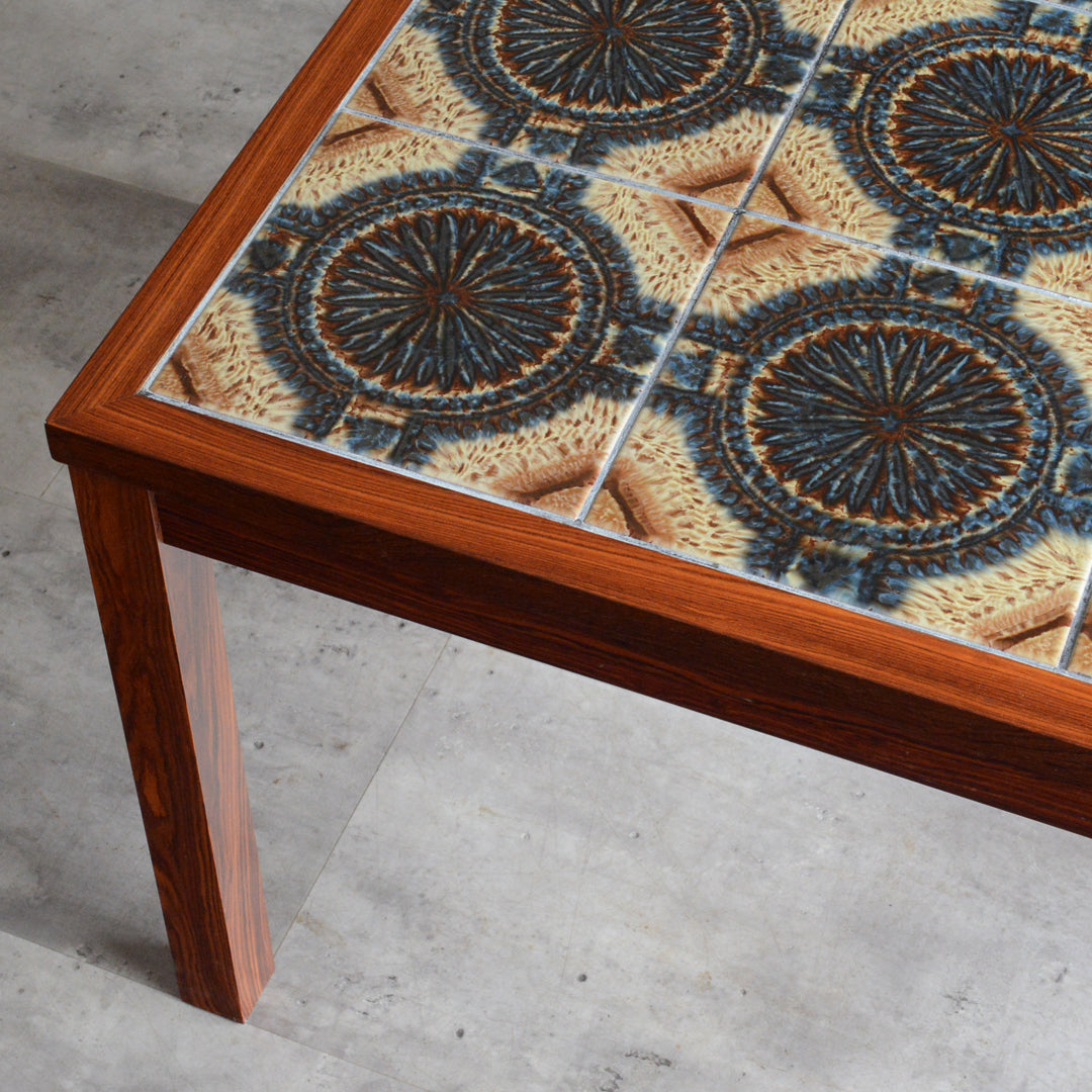 デンマークヴィンテージ タイルトップローテーブル P-17（ローズウッド