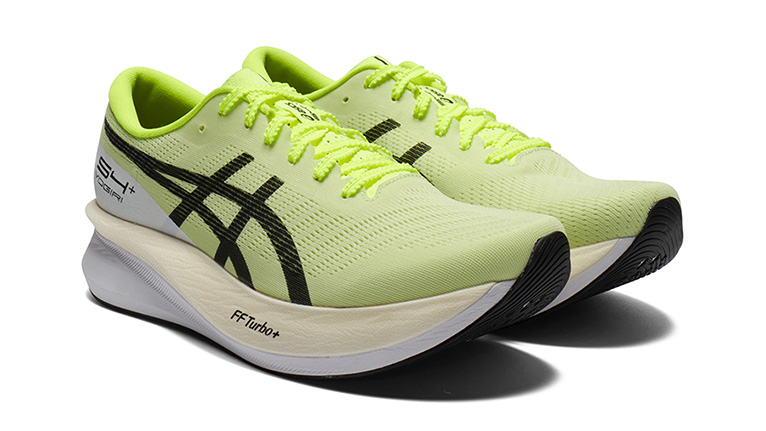 asics_241005-05.jpg