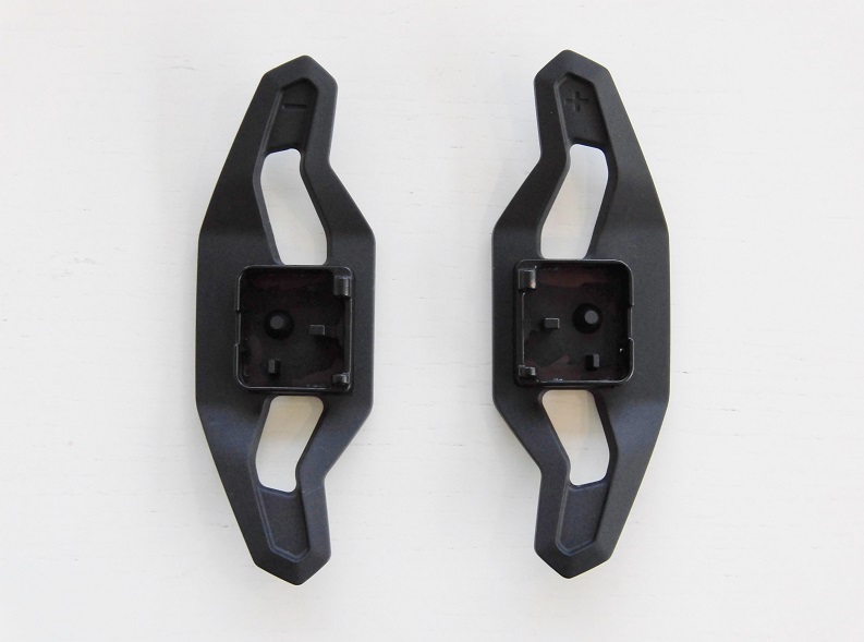 ウルス スタイル ステアリング パドルシフト AUDI用 販売開始