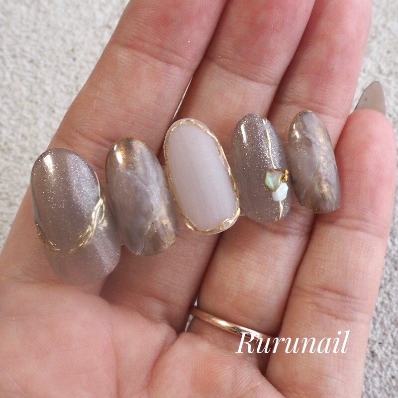 ダーク繊細ニュアンスネイルチップ(527 - ネイルチップ通販Ruru