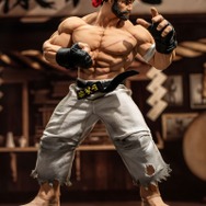 世界で888個“だけ”！『スト5』お値段約6万超え「リュウ」のアクション