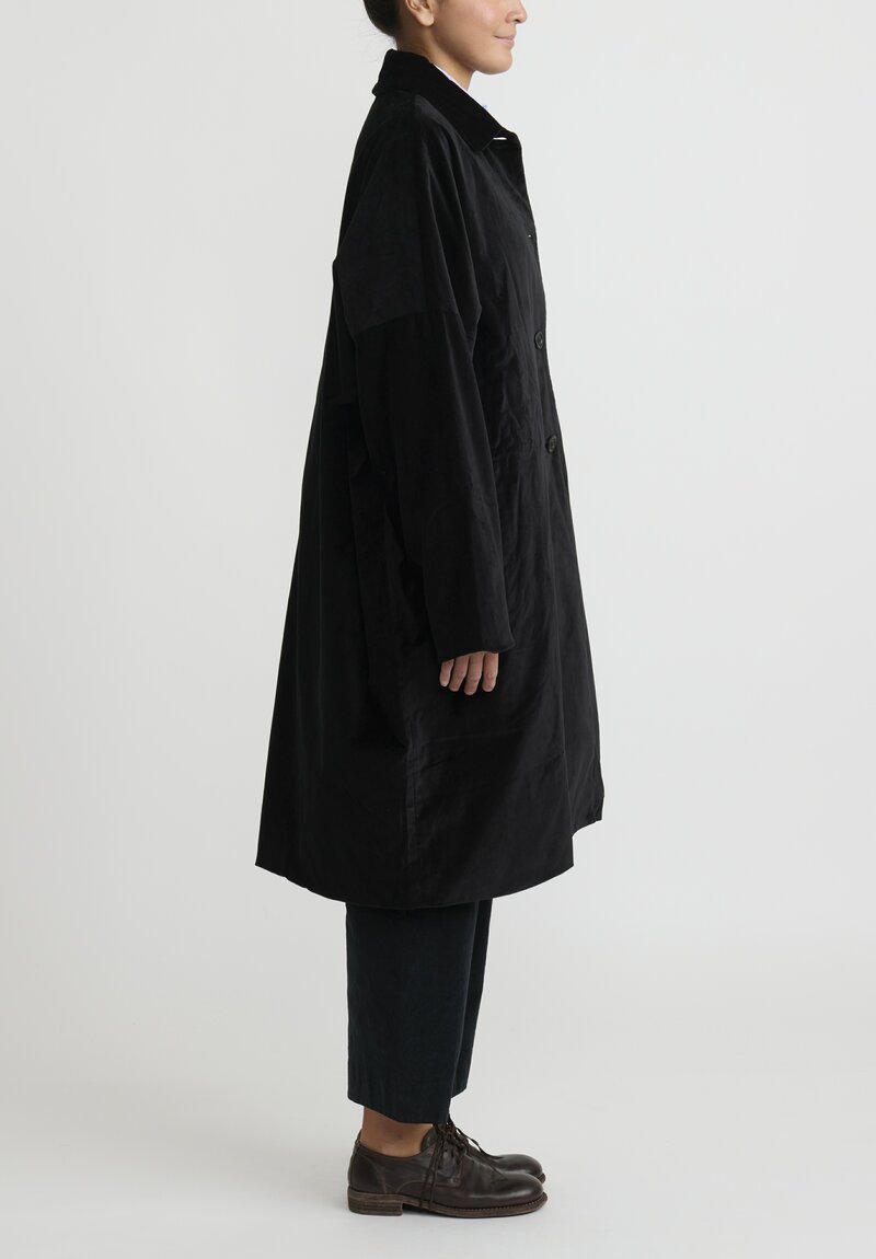 Casey Casey Cotton Velvet Big ''Blobby'' Coat in Black | Santa Fe