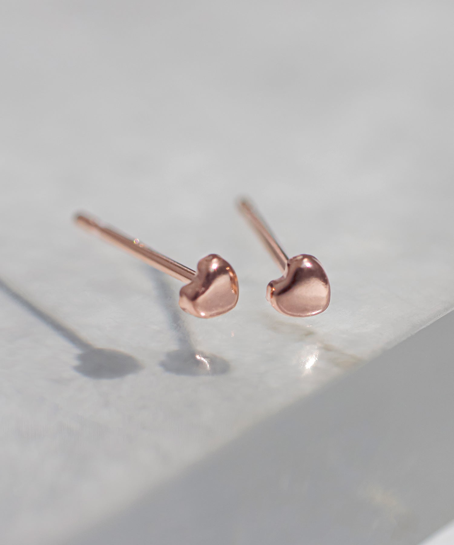 ANEMONE】ミニハートピアス[K10]｜アネモネ・シエナロゼ・ミミサン