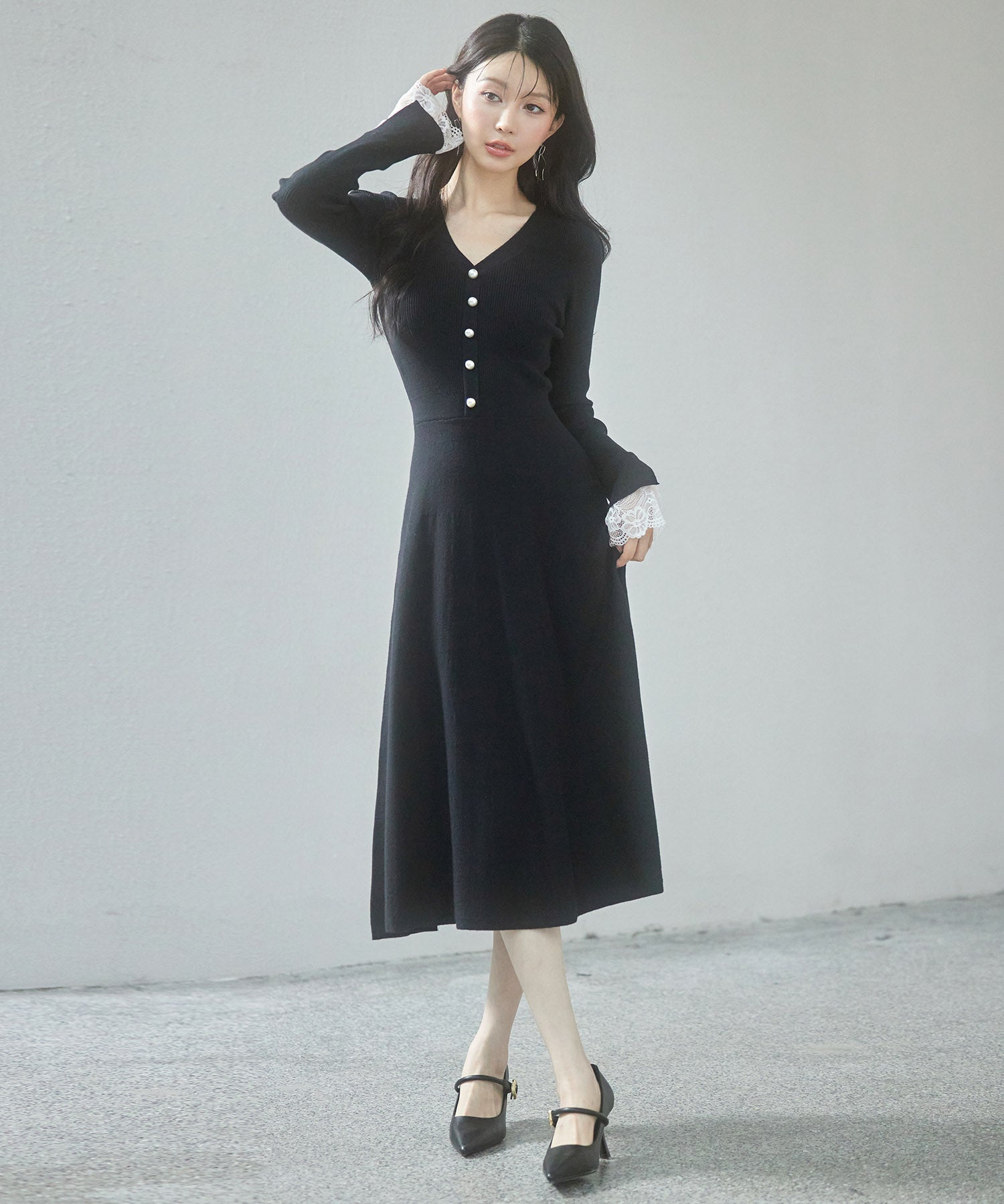 パールボタンフレアニットワンピースsdp8012 ブラック – [公式]SAISON