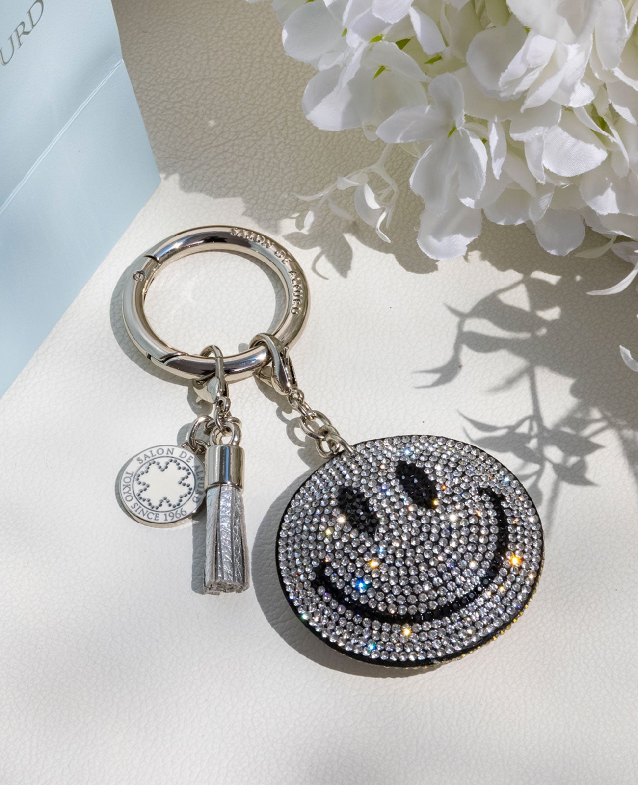 スマイルラインストーン(クリスタル)チャーム＆タッセル＆クローバー付