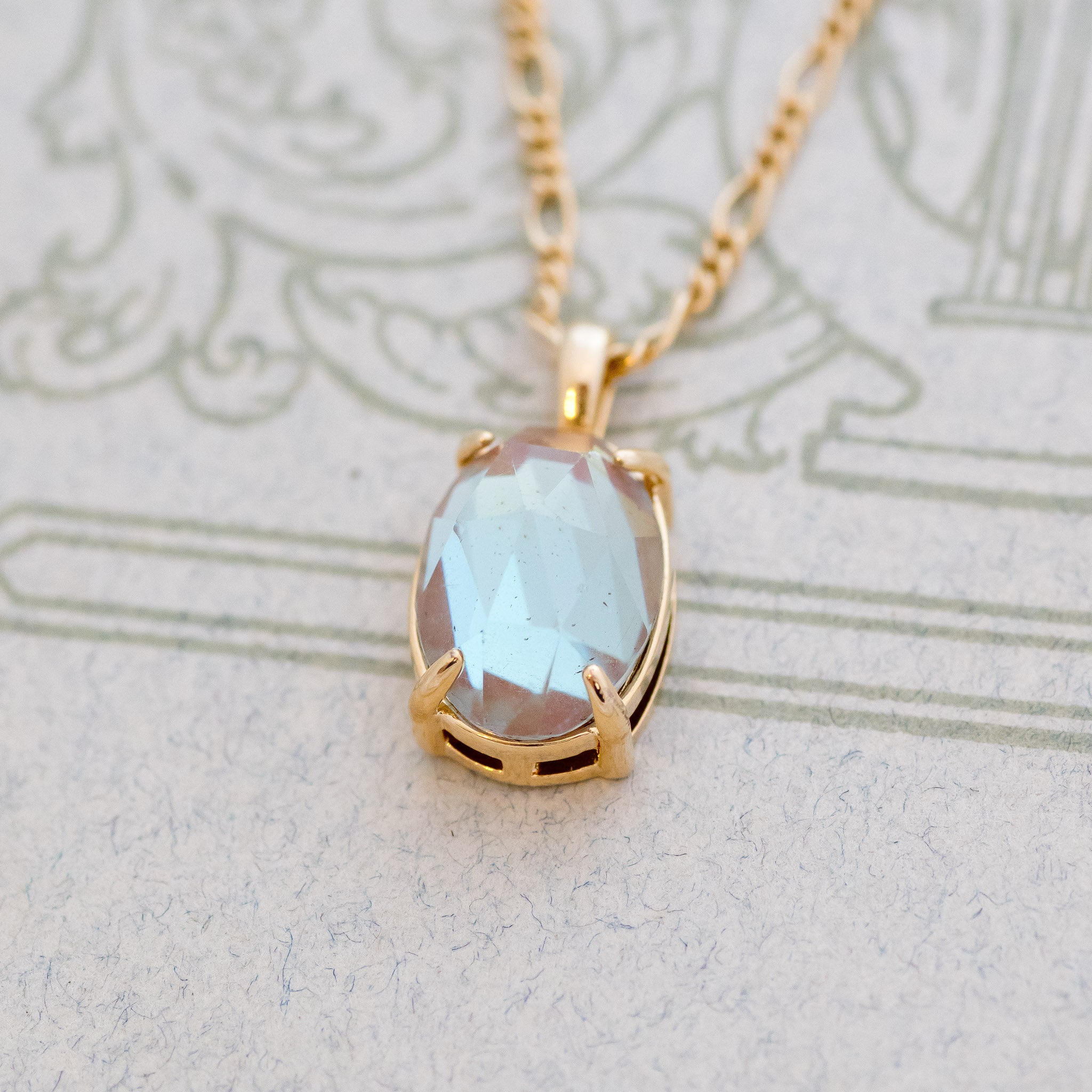 アンティークサフィレットネックレス 14×10ミリ ローズカットサフィレット