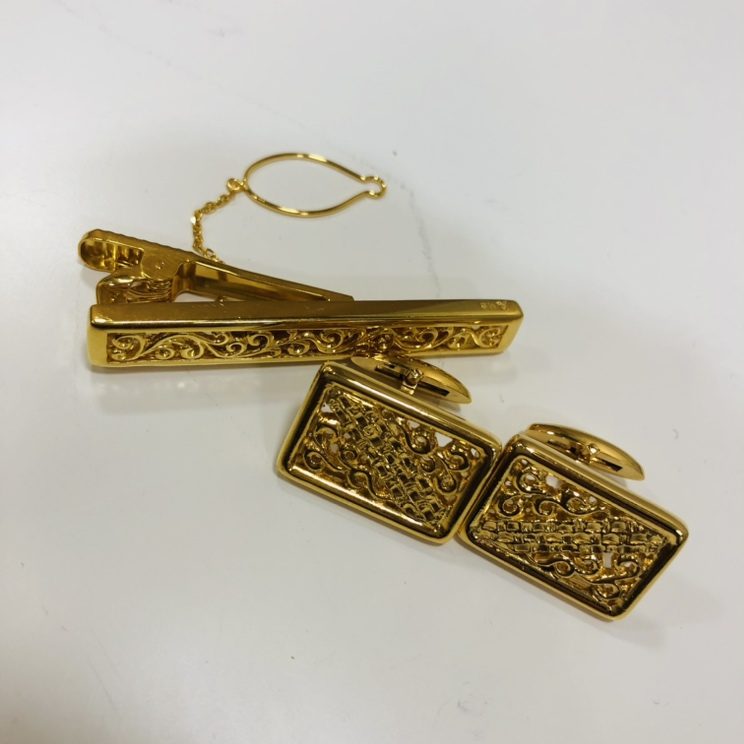 K18 ネクタイピン＆カフスセットの買取実績 | 買取専門店さすがや