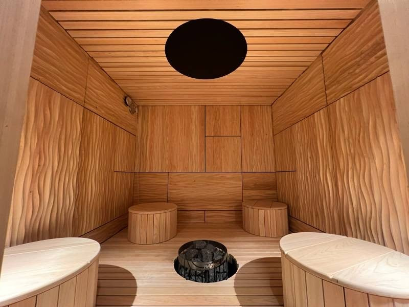 HUBHUB御徒町 – SAUNA TRAVEL