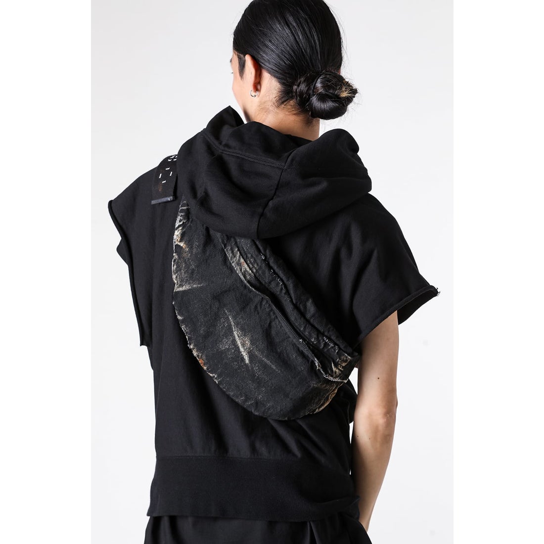 ユリウス JULIUS 12oz DENIM BODY BAG （OXIDE） -FASCINATE