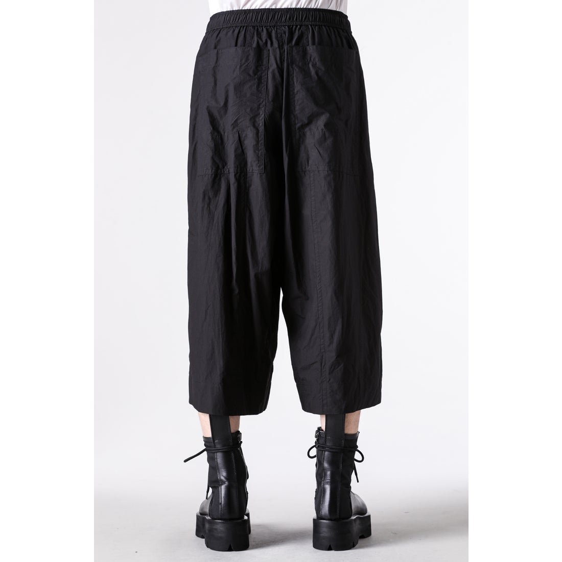 ユリウス JULIUS COTTON TYPEWRITER WIDE PANTS （BLACK） -FASCINATE