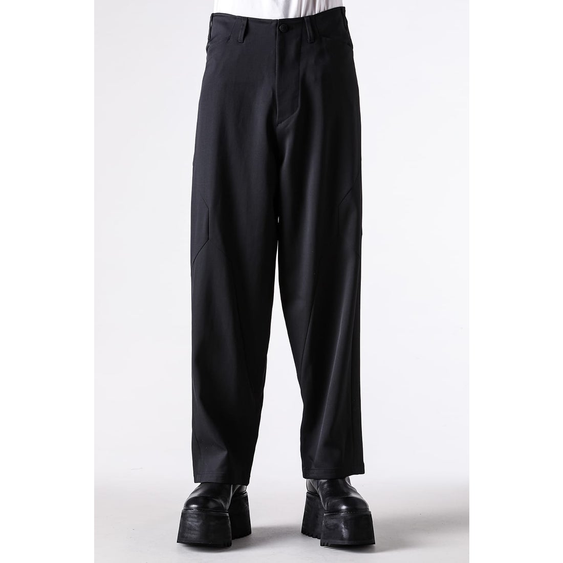 ユリウス JULIUS VISCOSE/WOOL TWILL TROUSERS （BLACK） -FASCINATE