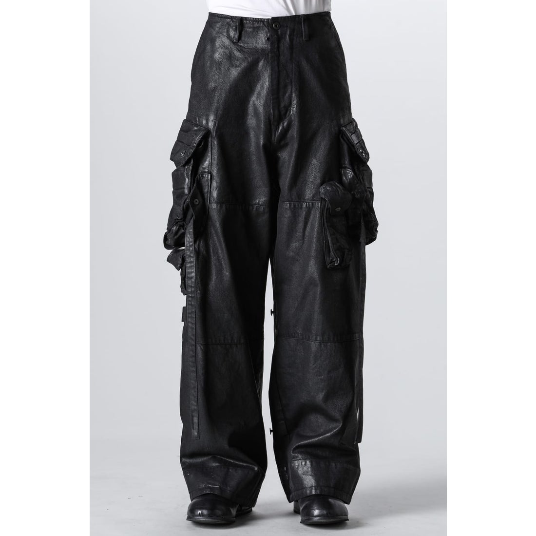 ユリウス JULIUS Coated Gasmask Cargo Pants （Black） 通販 大阪