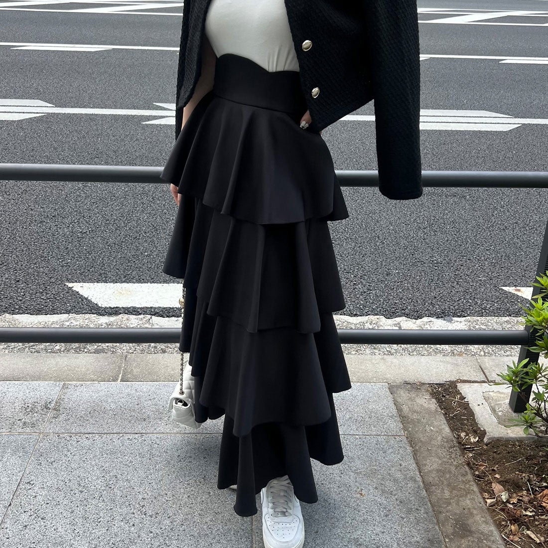 ジュノア JUNOAH コルセットデザインフリルスカート （ブラック） -靴