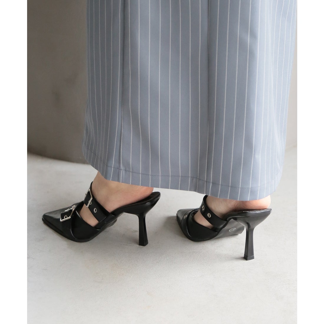 ポインテッドトゥ ベルト デザイン ミュール パンプス 靴 ピンヒール
