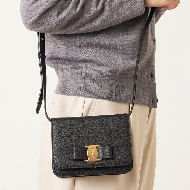 サルバトーレフェラガモ Salvatore Ferragamo FERRAGAMO フェラガモ