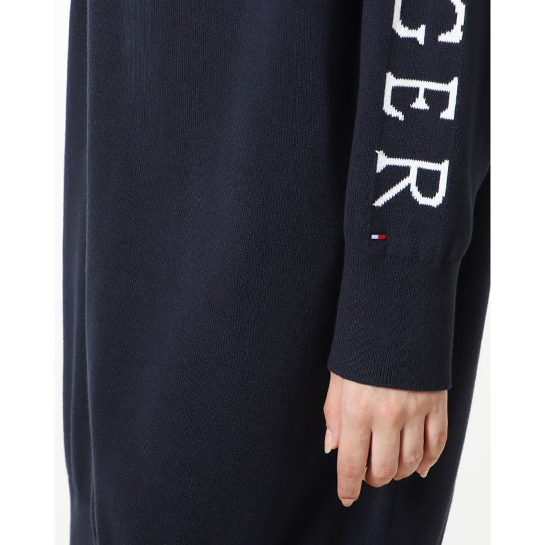 トミー ヒルフィガー TOMMY HILFIGER スリーブロゴモックネックニット