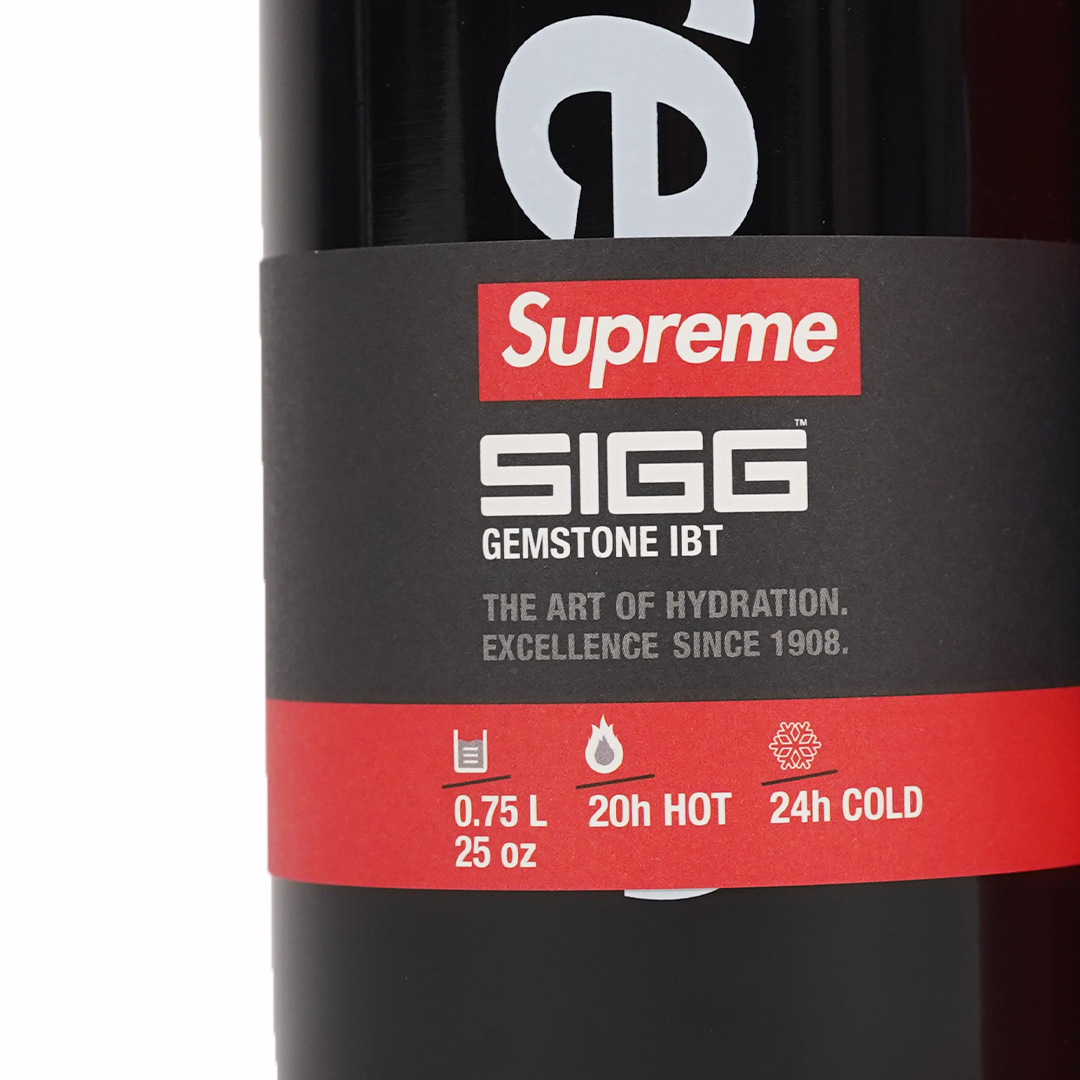 Supreme Sigg Vacuum Insulated Bottle 0.75L Black | Senikersku