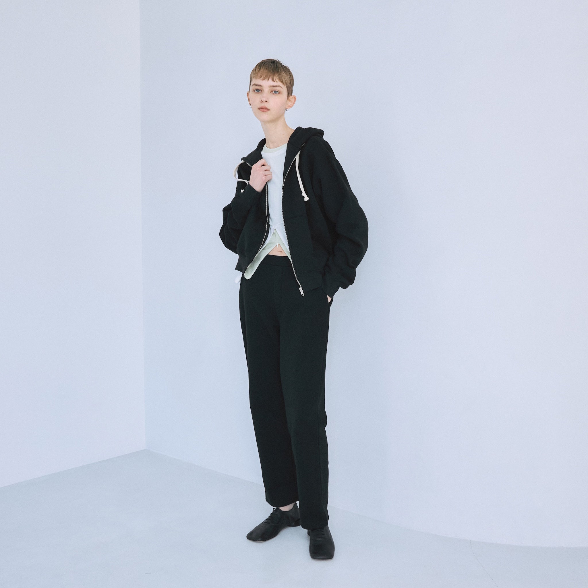 Volume Sweat Zipフーディー