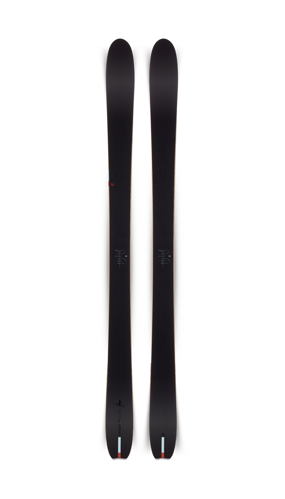 シーズンエアロスキー |山全体での精度と安定性に優れた最高のスキー