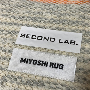 MIYOSHI RUG x SECOND LAB. SMILEY FACE CHAIR RUG（GRAY） – secondlab