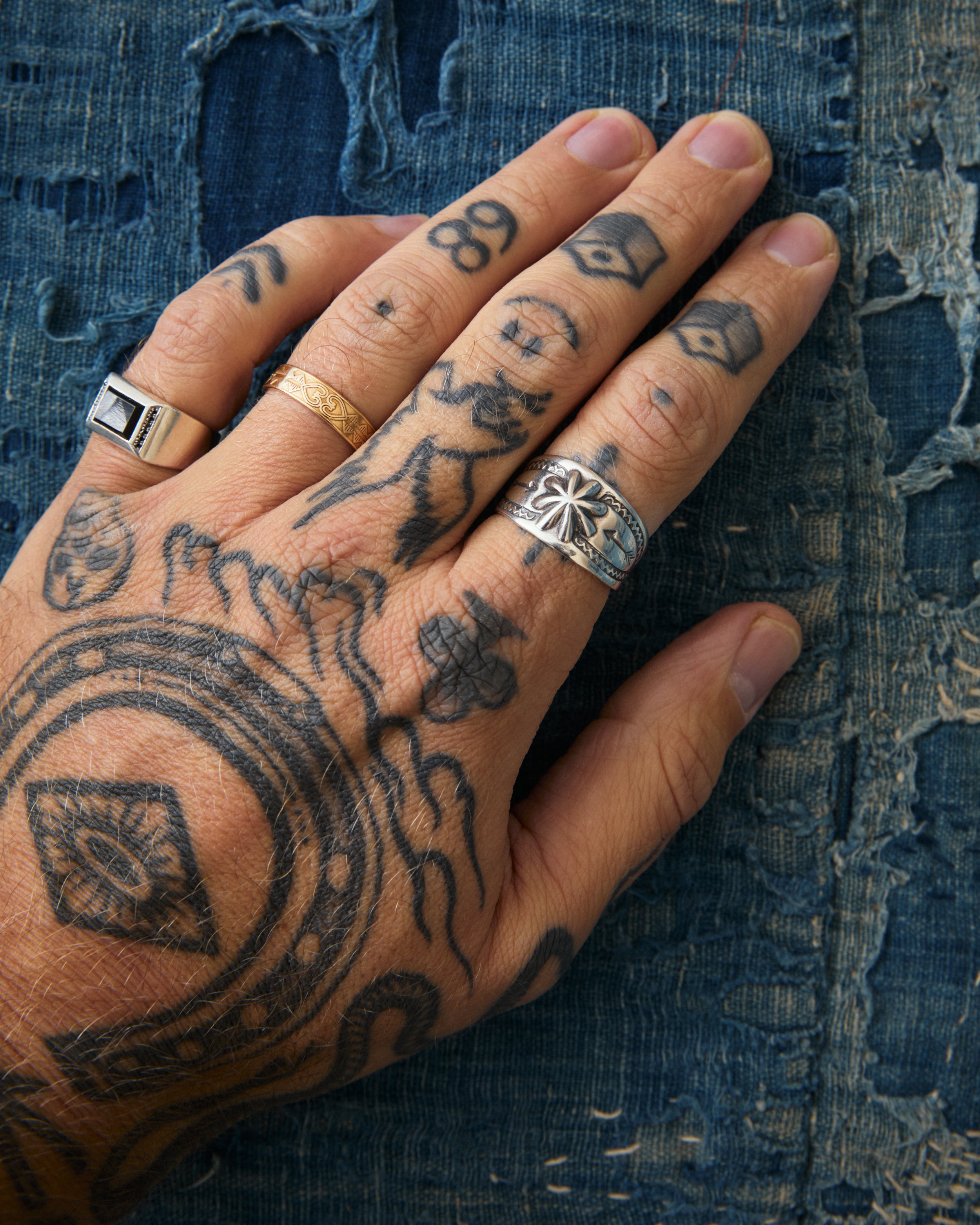 Larry Smith Shell S Ring RG-0002 – Second Sunrise