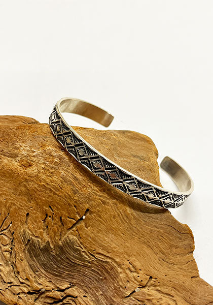 Indian Jewelry (インディアン ジュエリー) ナバホ スタンプワーク