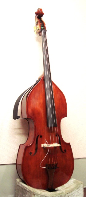 国産コントラバス4弦