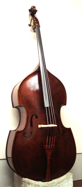 国産コントラバス4弦