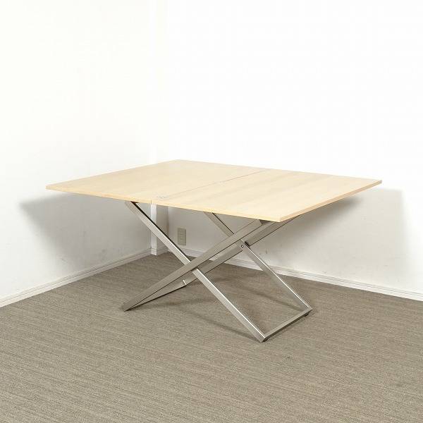 BoConcept ボーコンセプト Rubi ルビ アジャスタブルテーブル 入荷しま