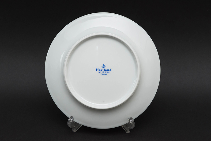 アビランド ヴューパリヴェール 16cmプレートを買い取りました