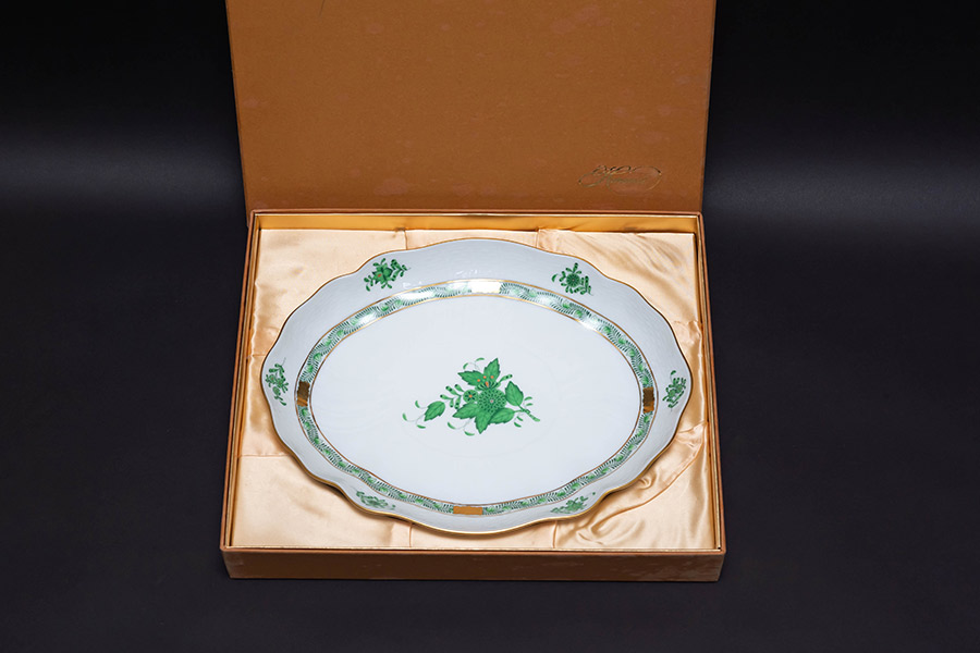 ヘレンド アポニー・グリーン オーバルディッシュを買い取りました