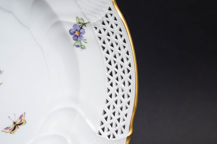 KPM 花と蝶 23cmメッシュプレートを買い取りました｜ブランド食器買取