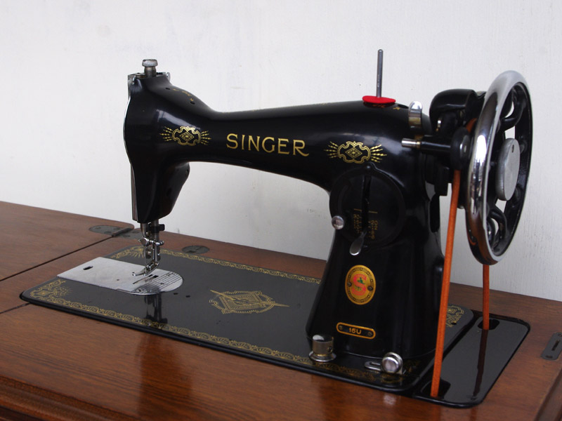 No.520 SINGER 15U シンガー製 家庭用足踏みミシン：アンティーク